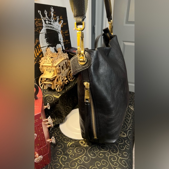 Fossil Black Pebble Leather Crossbody Hobo Shoulder bag w Guitar & Handle Strap - Picture 8 of 13